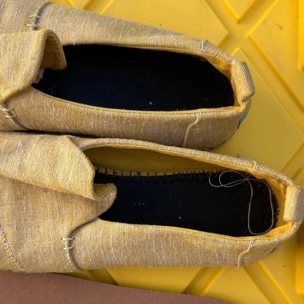 Toms Women's Light Yellow Espadrilles